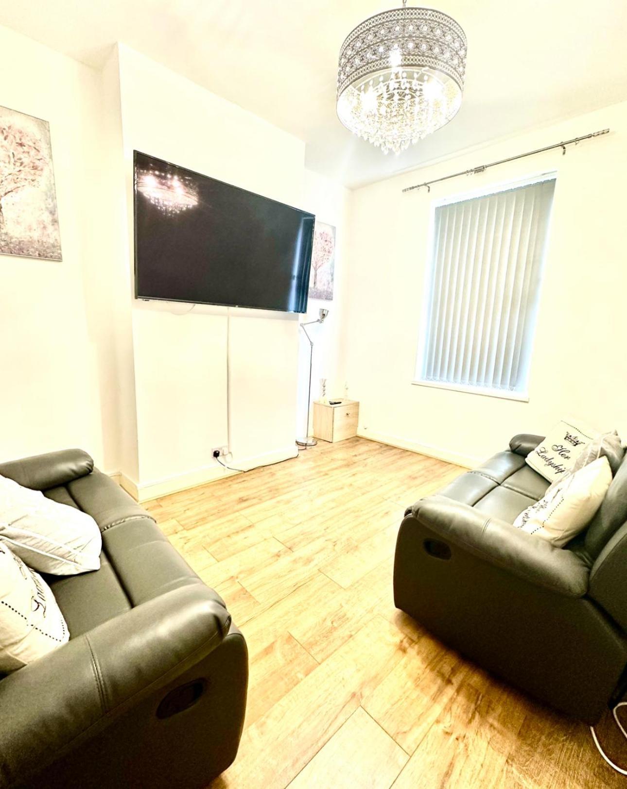 Arthur Street, Stylish 3 Bedroom House Кингстон-апон-Халл Экстерьер фото